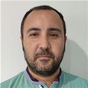 Profesor e Ingeniero en Informática con experiencia de 20 años en el sector tecnológico